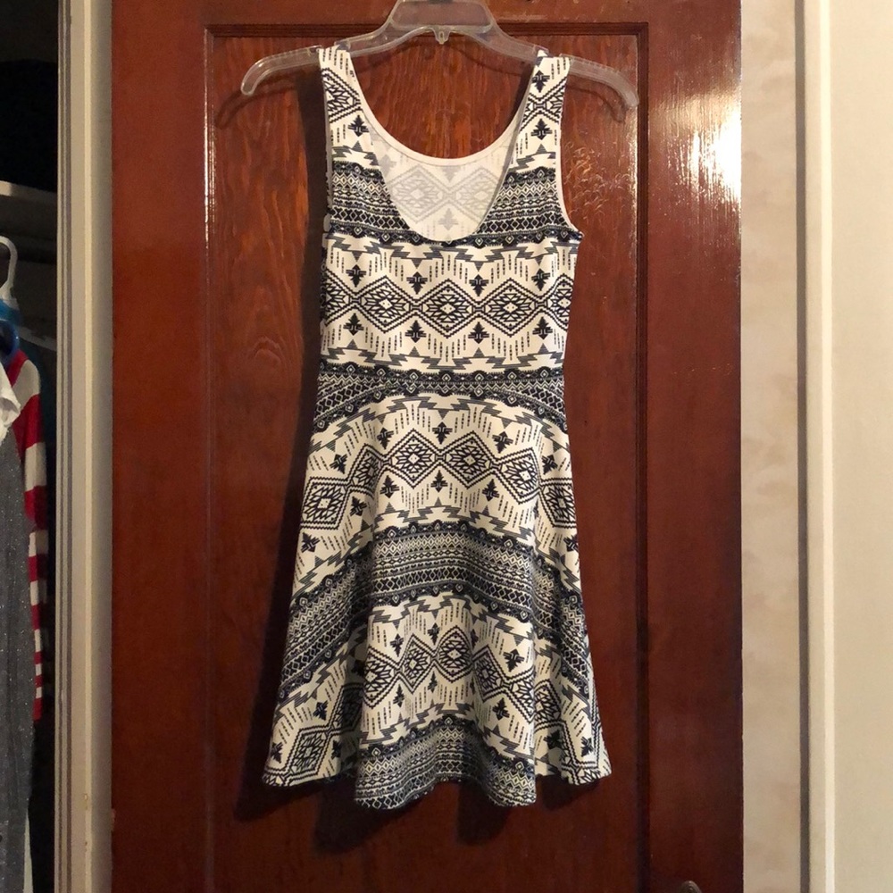 H&M Aztec black dress